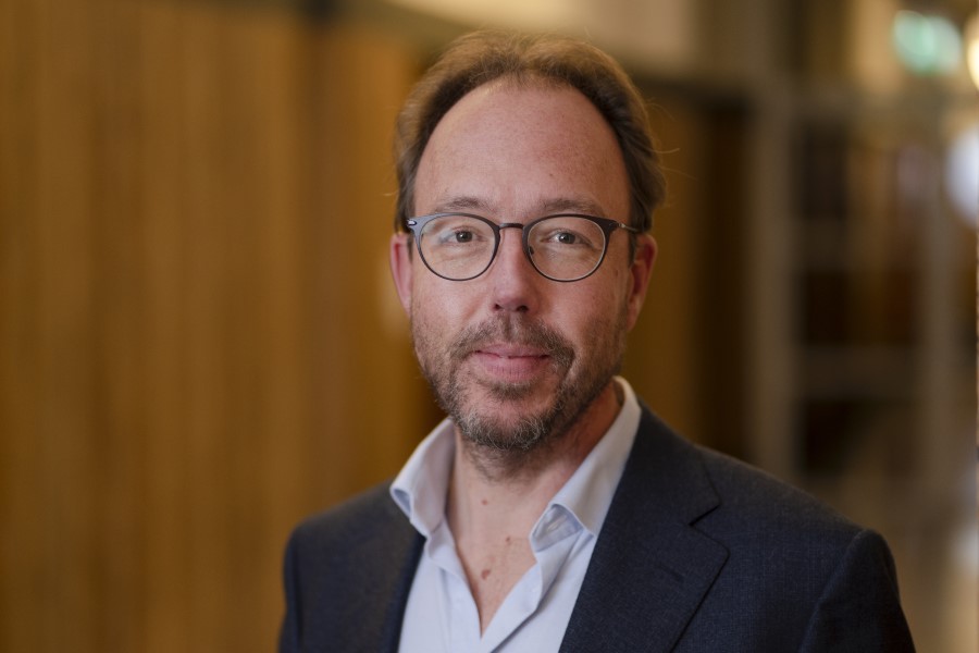 PubliContact | Over Coen Raijer